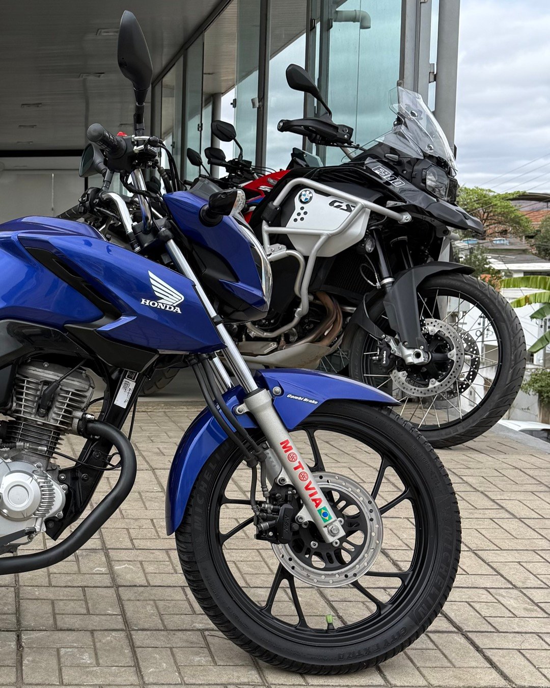 Imagem da moto